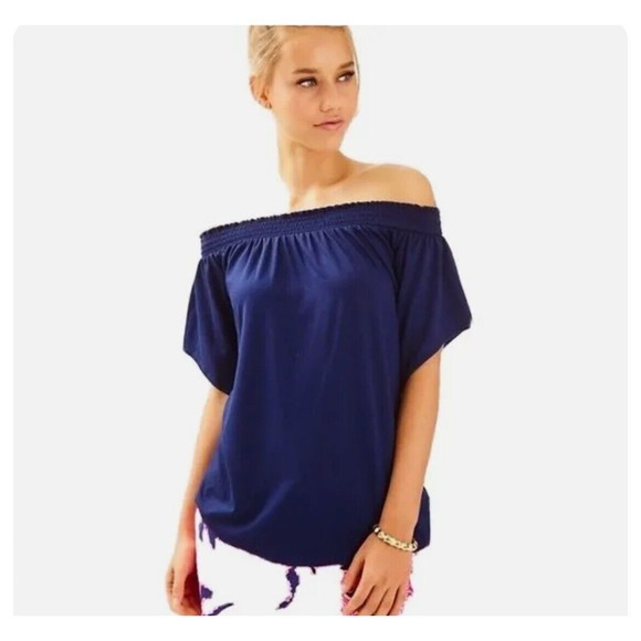 Lilly Pulitzer Tops - Lilly Pulitzer Almeria Top in True Navy Size Medium